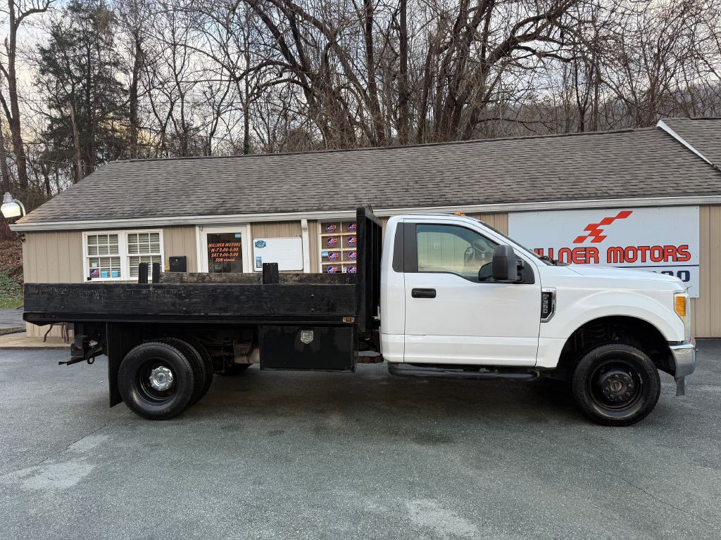 2017 Ford F-350 Image 1