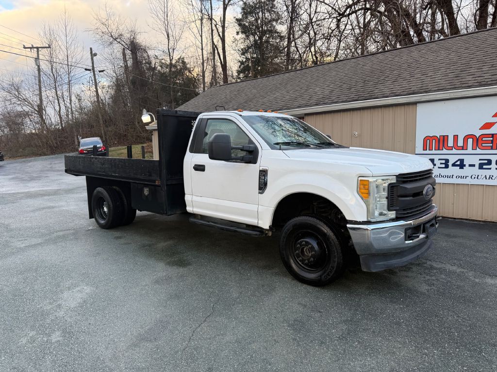 2017 Ford F-350 Image 2