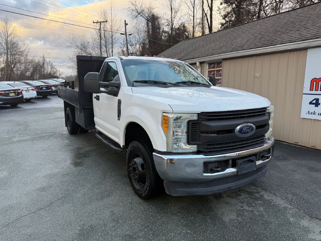 2017 Ford F-350 Image 3