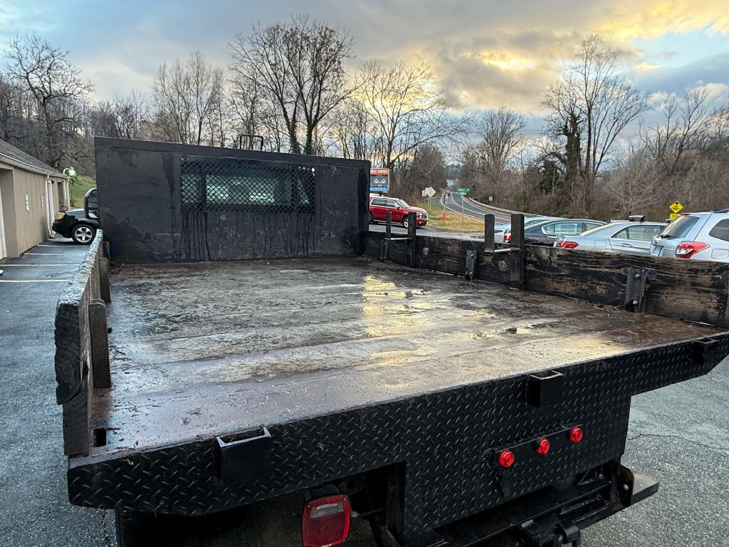 2017 Ford F-350 Image 8