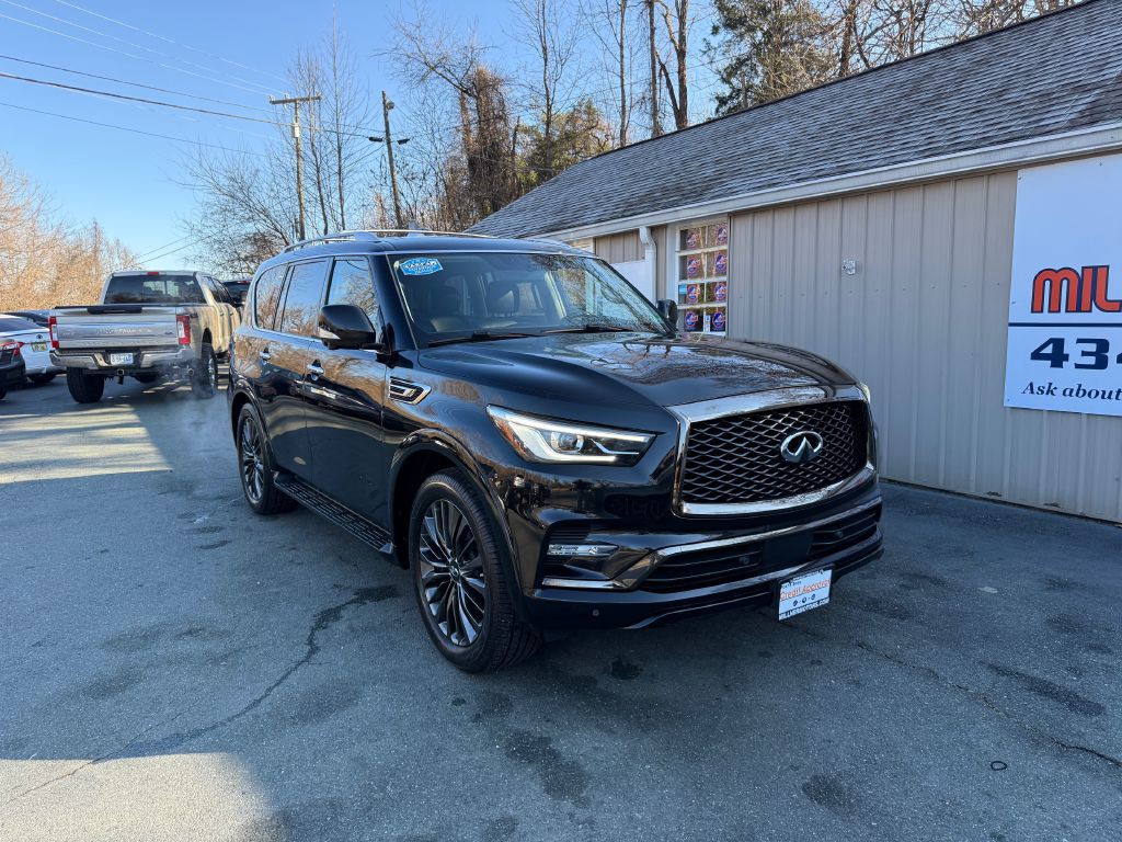 2021 INFINITI QX80 Image 2