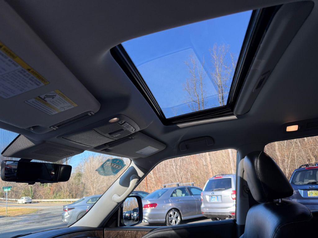 2021 INFINITI QX80 Image 10