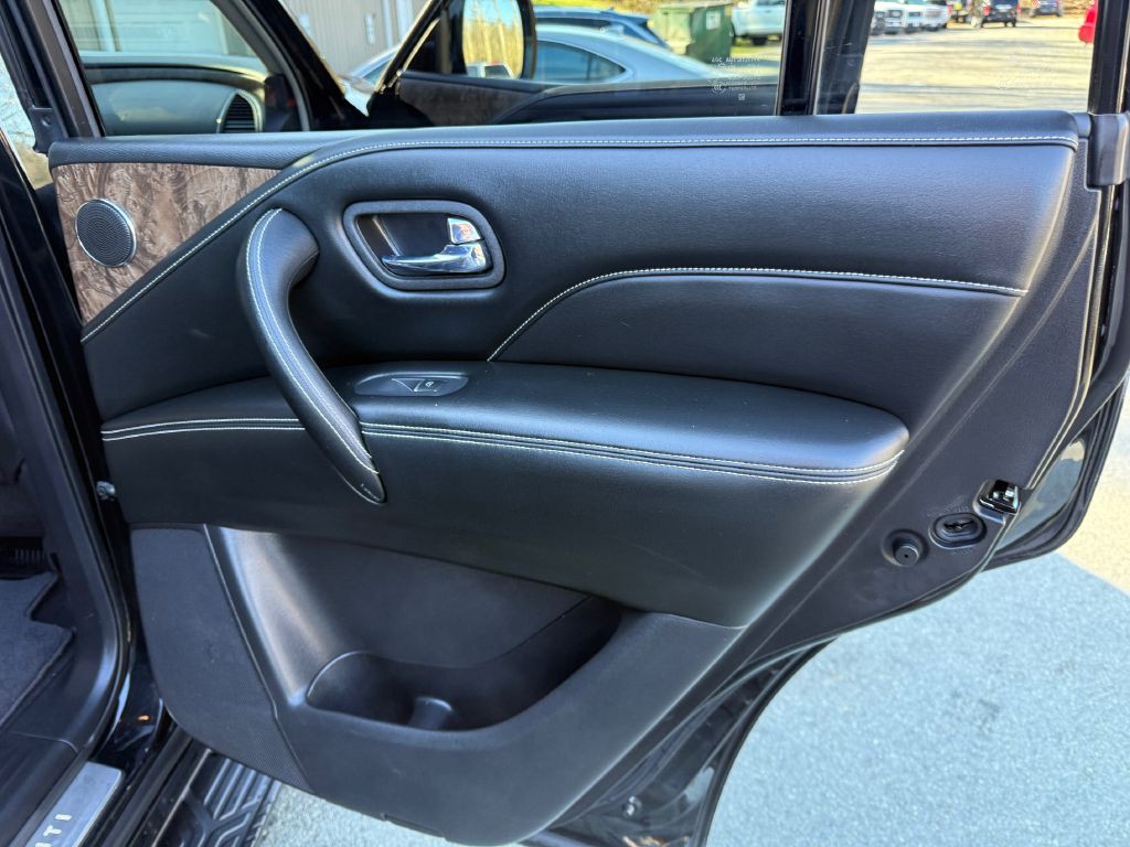 2021 INFINITI QX80 Image 14