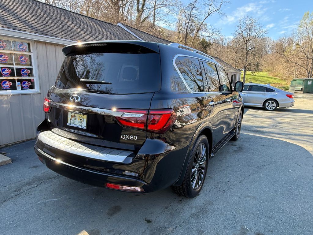 2021 INFINITI QX80 Image 8
