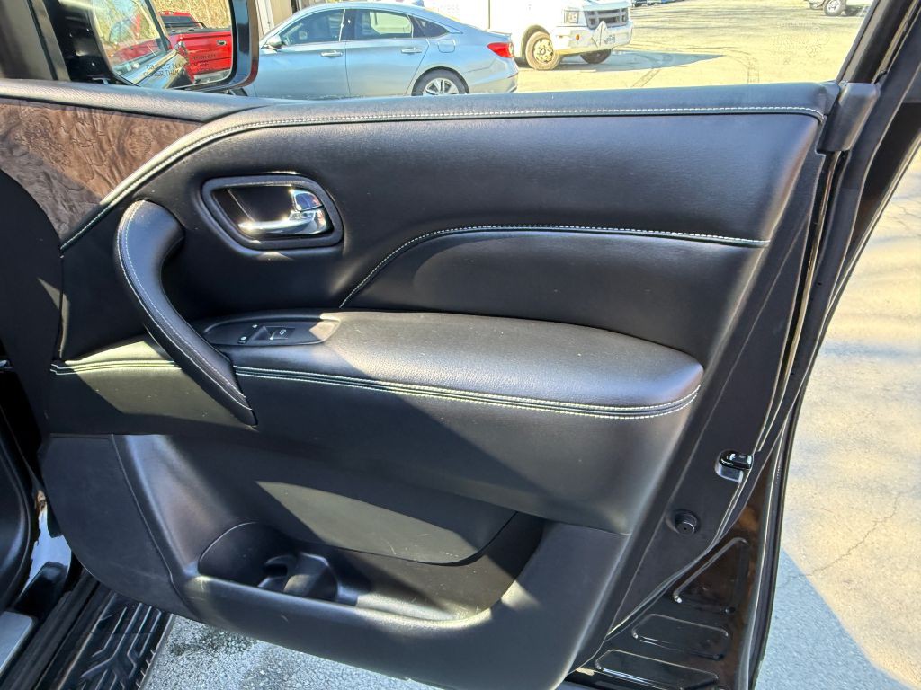 2021 INFINITI QX80 Image 15