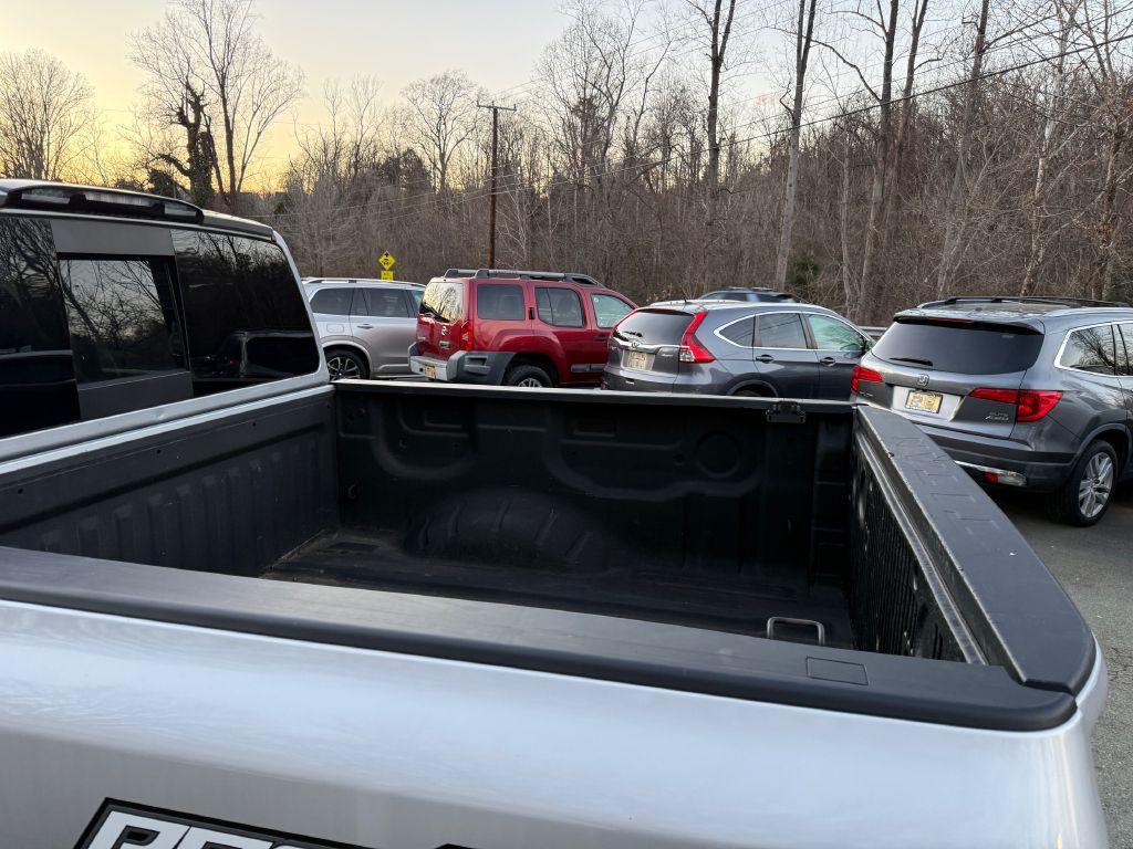 2018 Nissan Titan Image 8