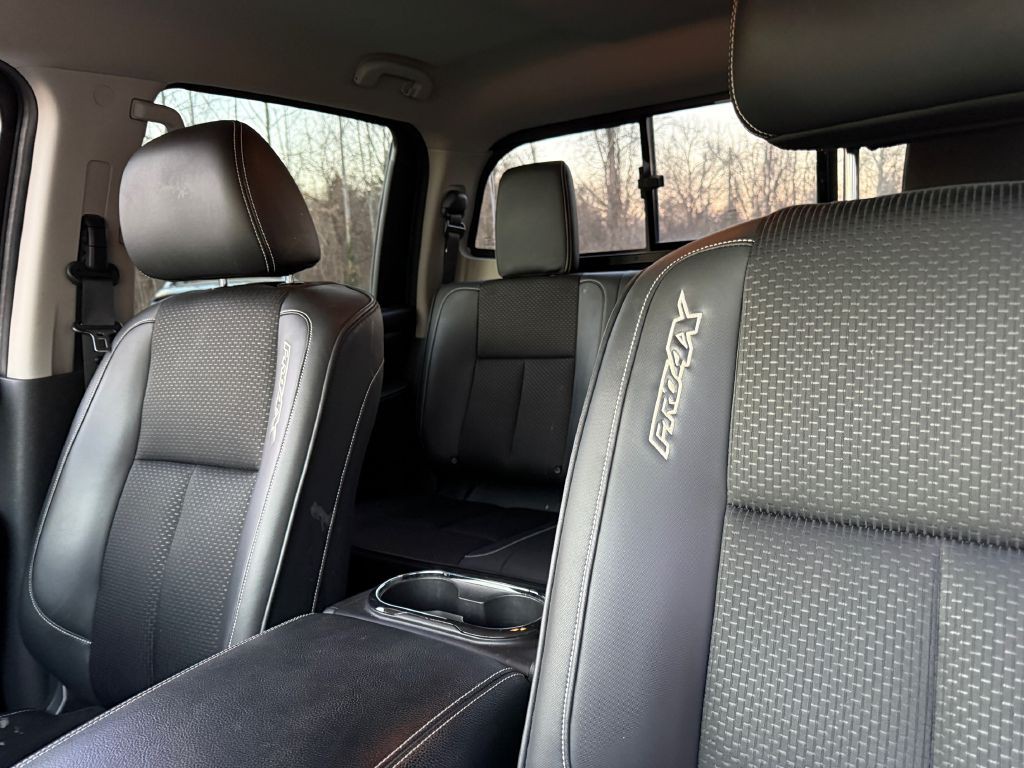 2018 Nissan Titan Image 14