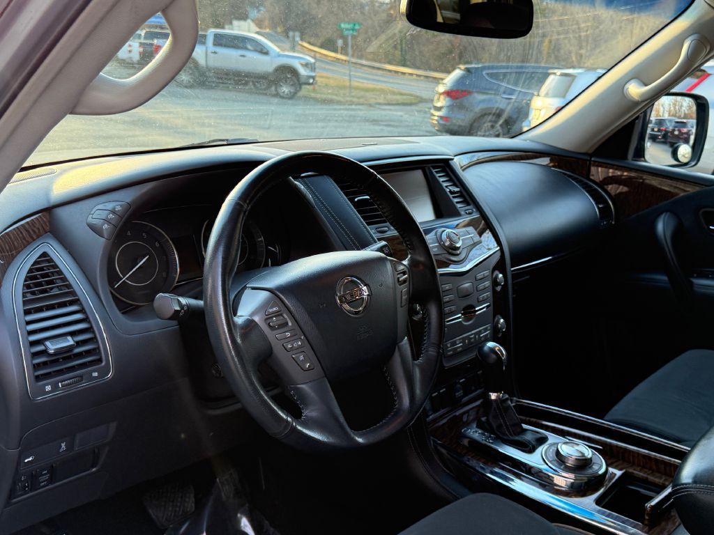 2017 Nissan Armada Image 9