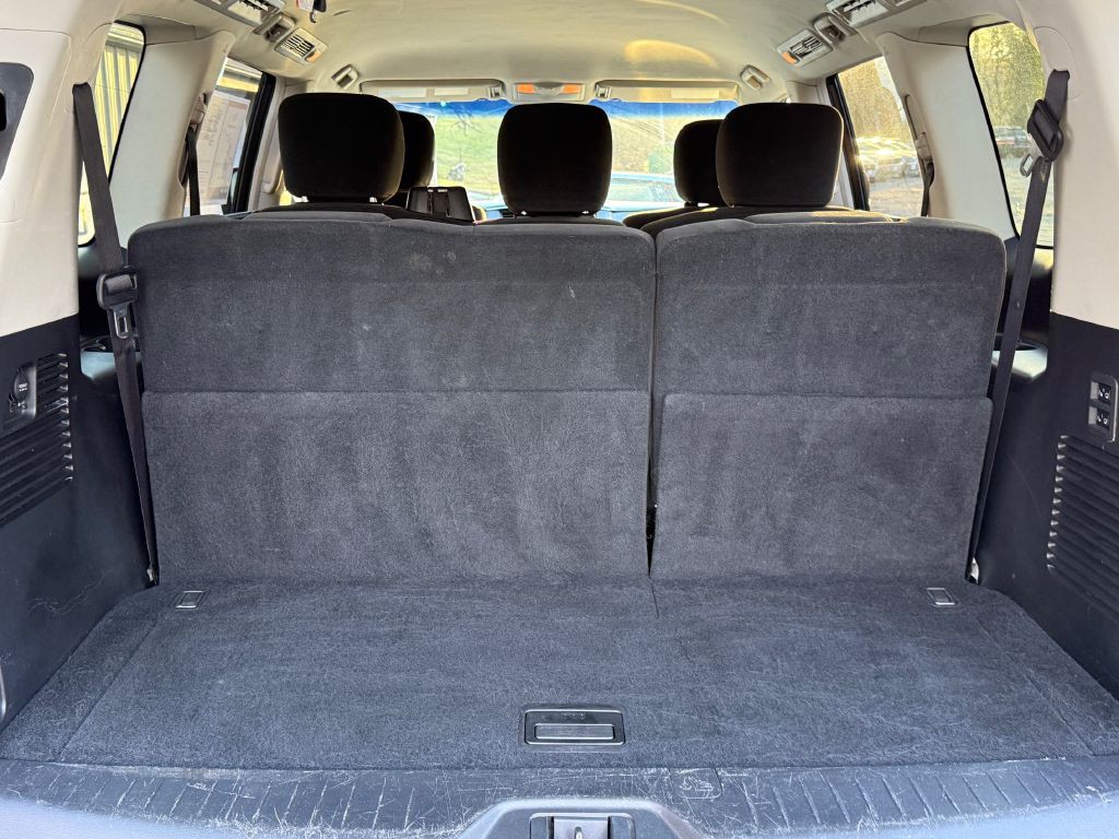 2017 Nissan Armada Image 12