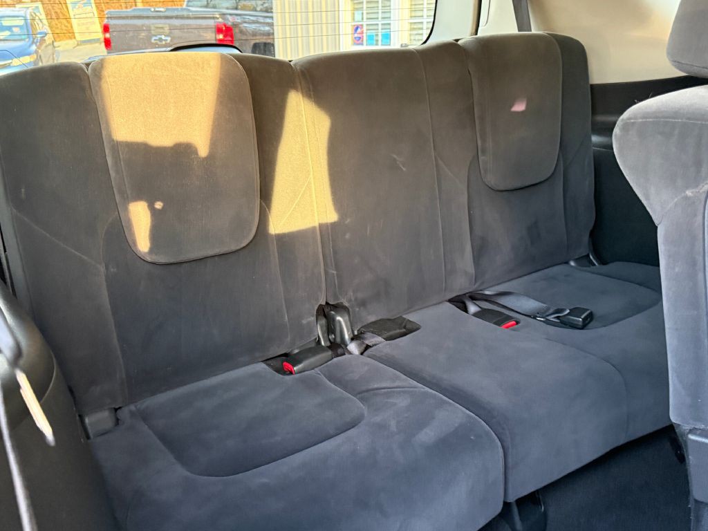 2017 Nissan Armada Image 15