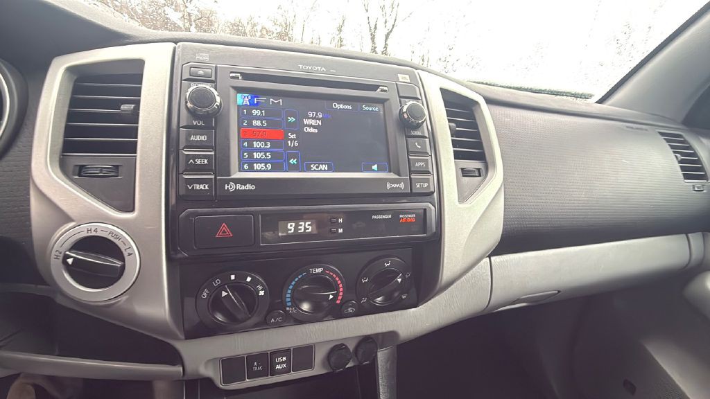 2012 Toyota Tacoma Image 12