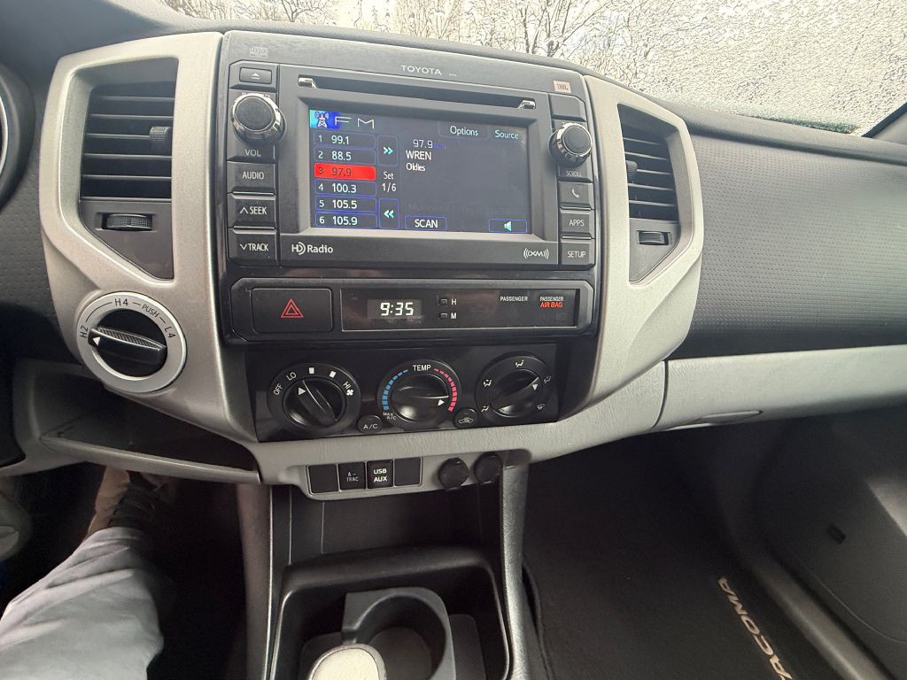 2012 Toyota Tacoma Image 13