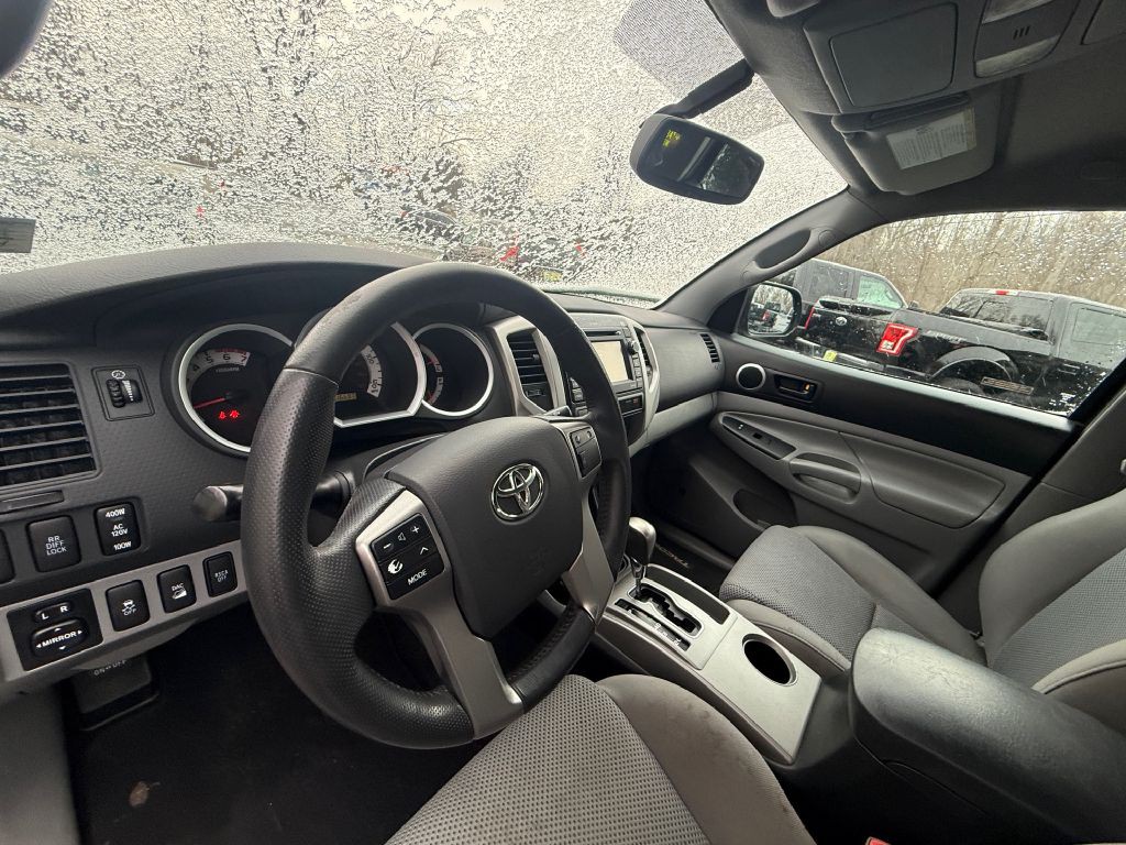 2012 Toyota Tacoma Image 15