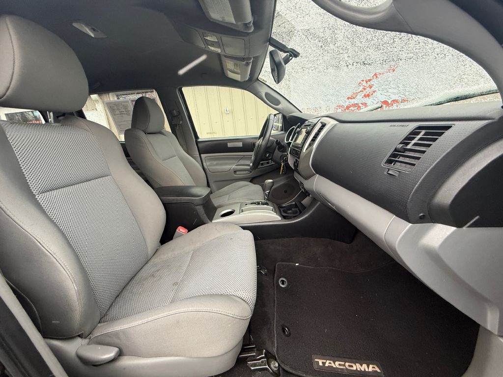 2012 Toyota Tacoma Image 20