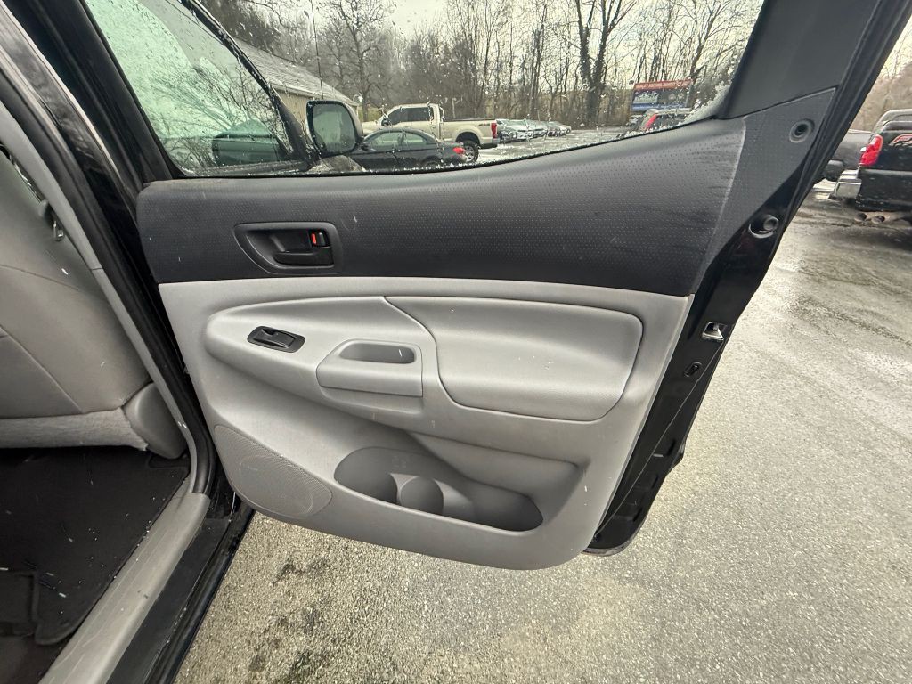 2012 Toyota Tacoma Image 23