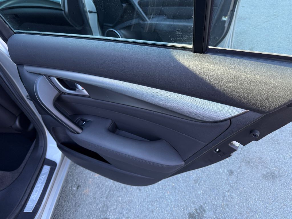 2010 Acura TL Image 15