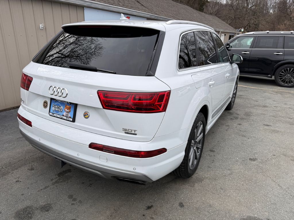 2018 Audi Q7 Image 8