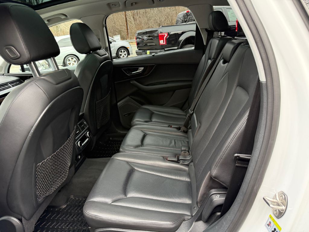 2018 Audi Q7 Image 13