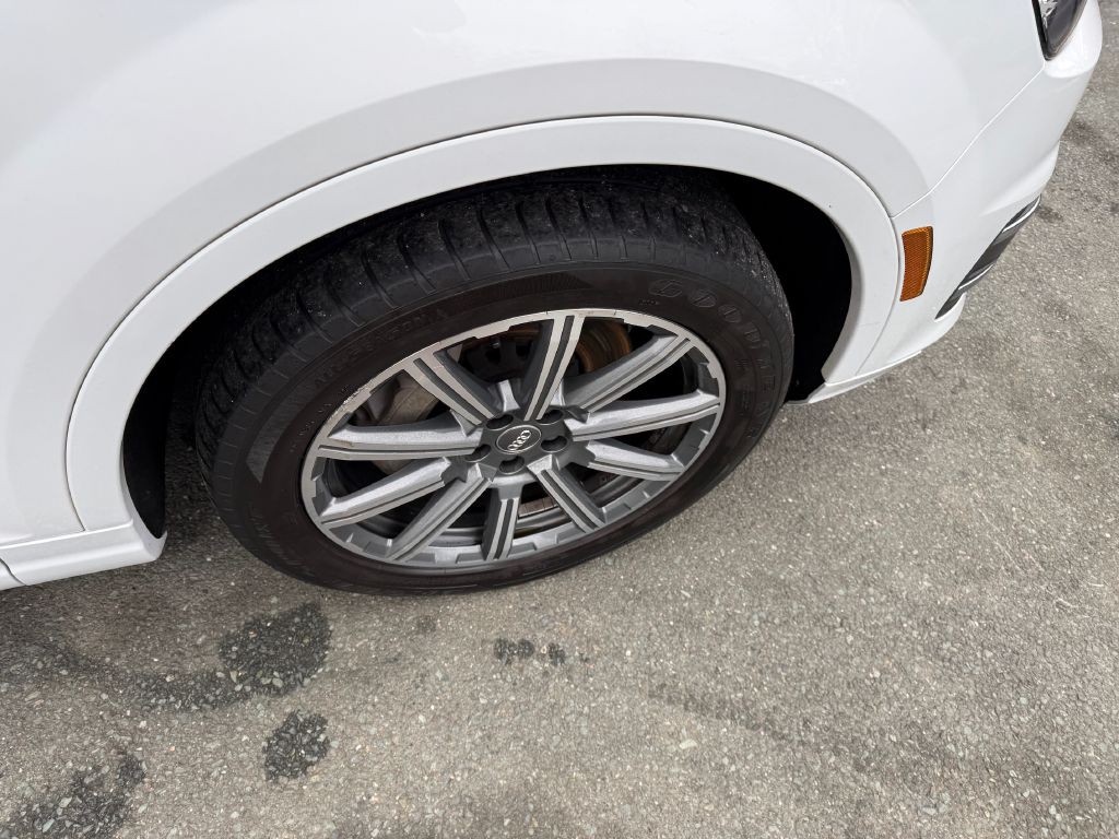 2018 Audi Q7 Image 23