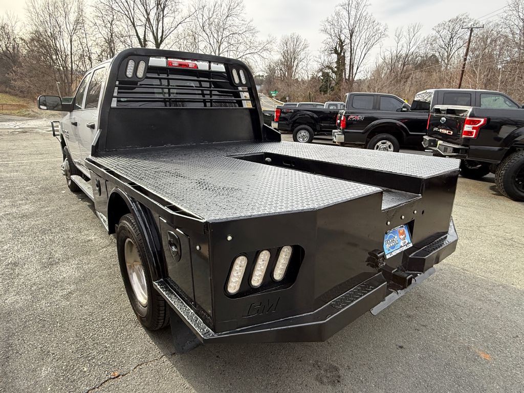 2018 RAM 3500 Image 6