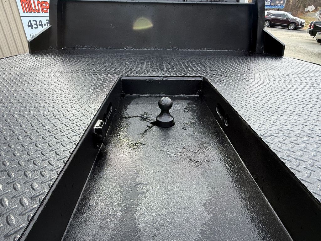 2018 RAM 3500 Image 10
