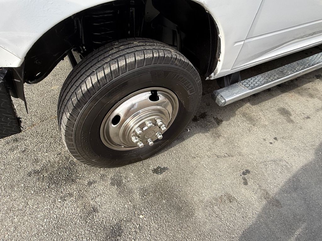 2018 RAM 3500 Image 19