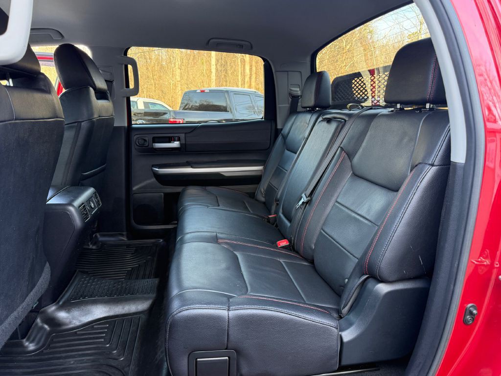 2017 Toyota Tundra Image 24