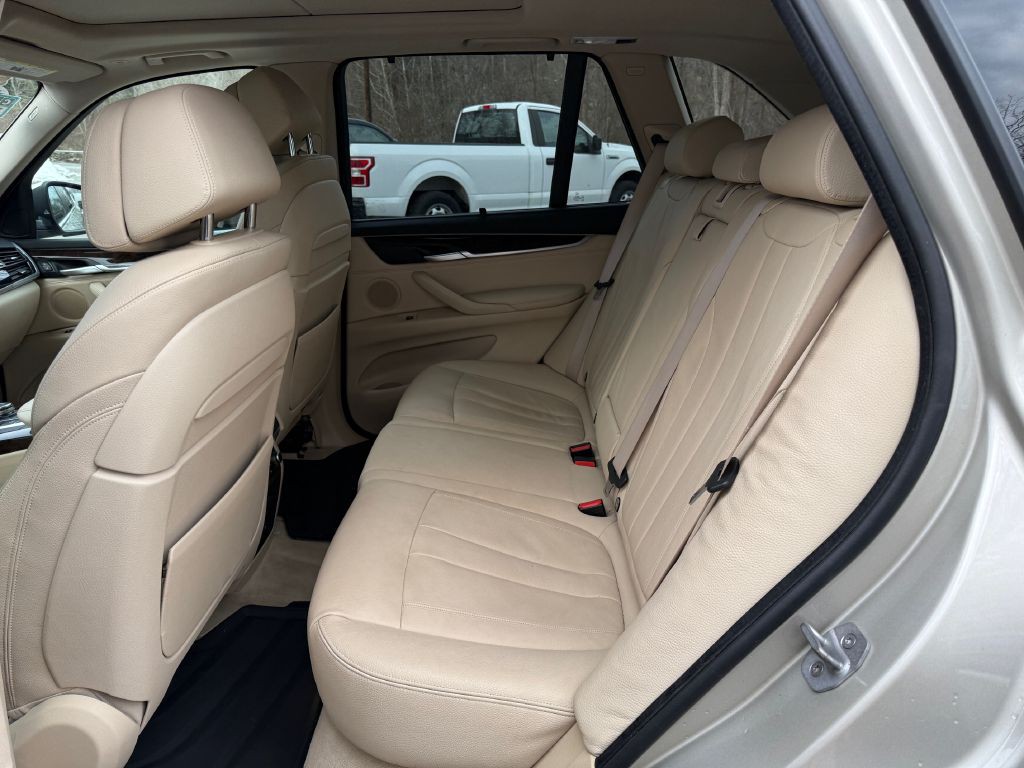 2015 BMW X5 Image 11