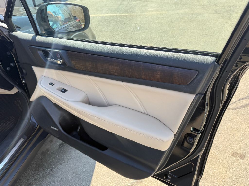 2019 Subaru Outback Image 15