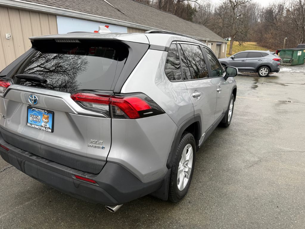 2021 Toyota Rav4 Image 9