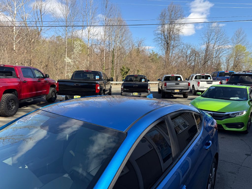 2018 Hyundai Elantra Image 5