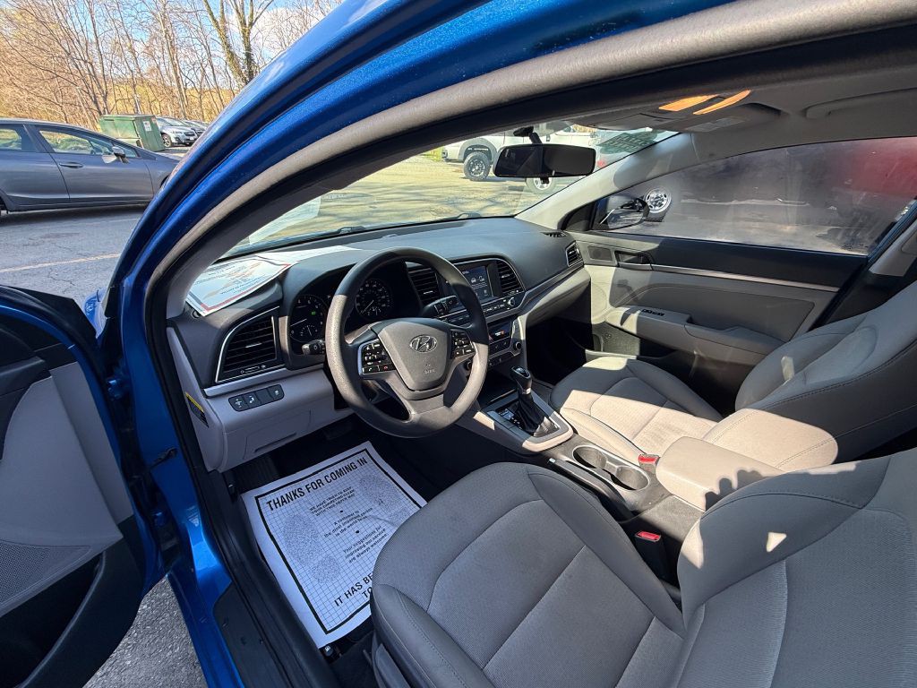 2018 Hyundai Elantra Image 10