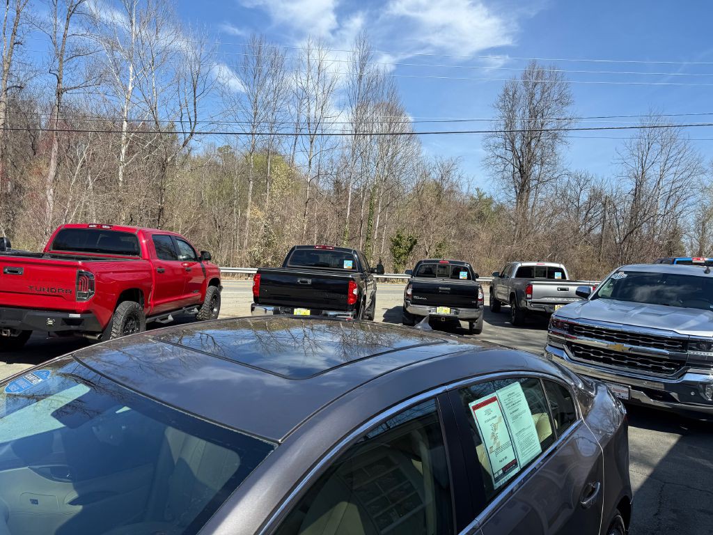 2012 Buick Lacrosse Image 5