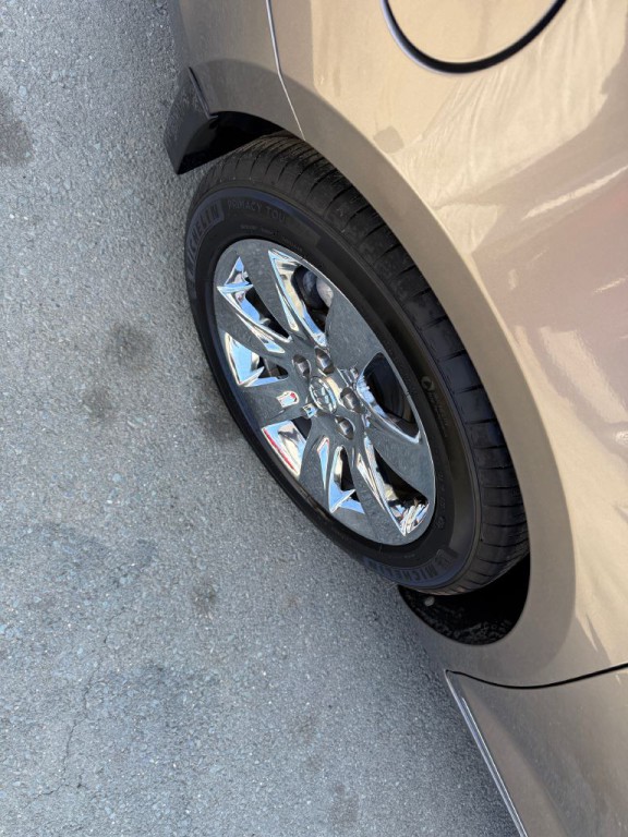 2012 Buick Lacrosse Image 9