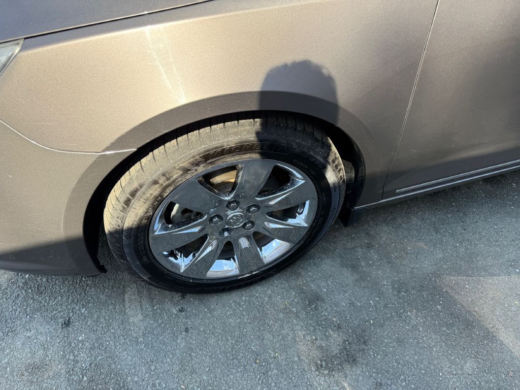 2012 Buick Lacrosse Image 11