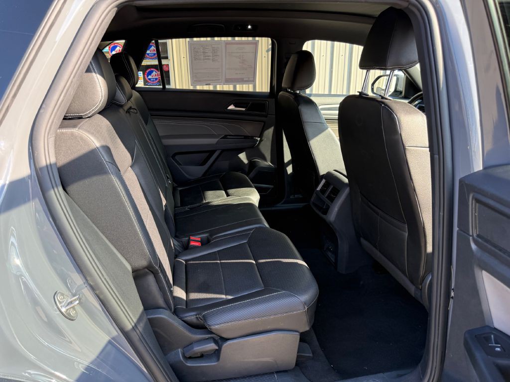 2021 Volkswagen Atlas Cross Sport Image 15