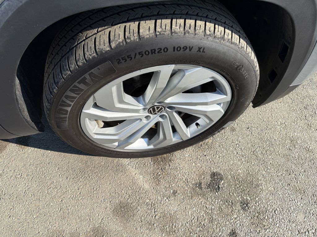 2021 Volkswagen Atlas Cross Sport Image 23