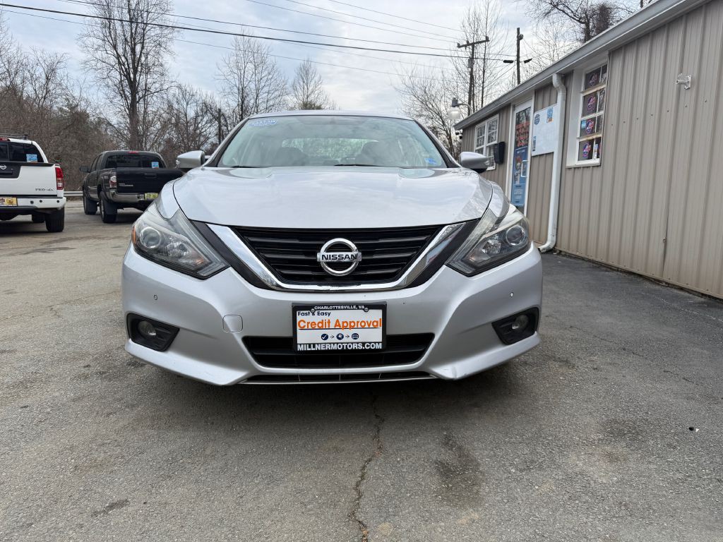 2016 Nissan Altima Image 4
