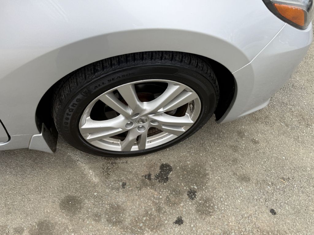 2016 Nissan Altima Image 18