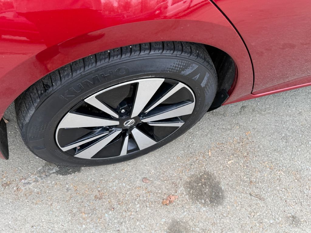 2021 Nissan Altima Image 19