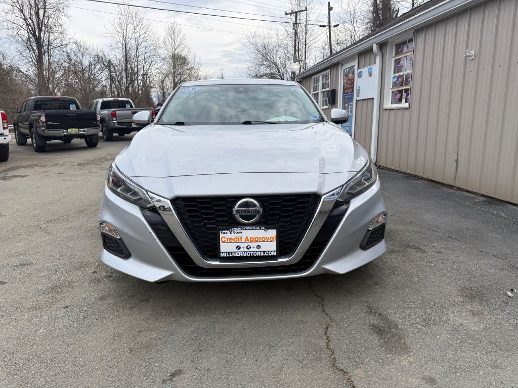 2021 Nissan Altima Image 3