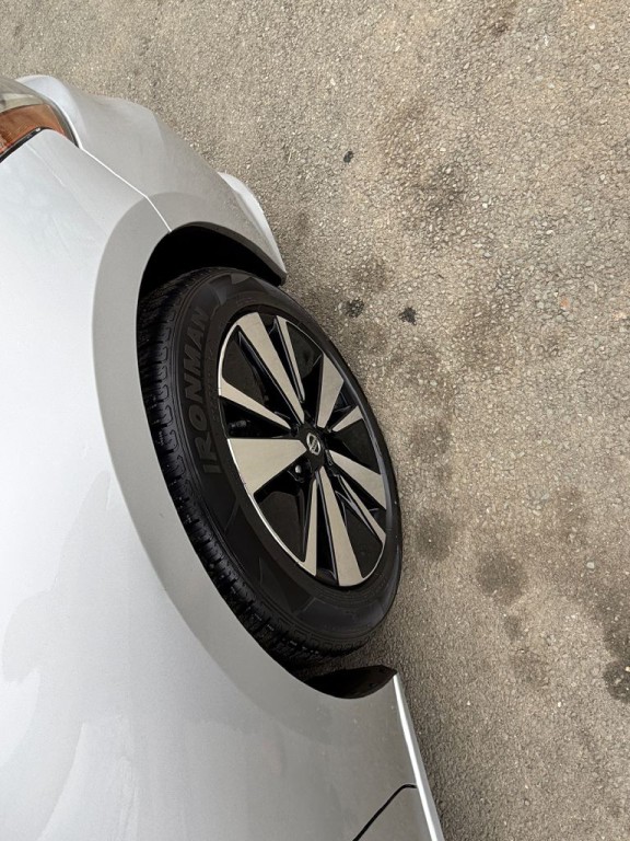 2021 Nissan Altima Image 19