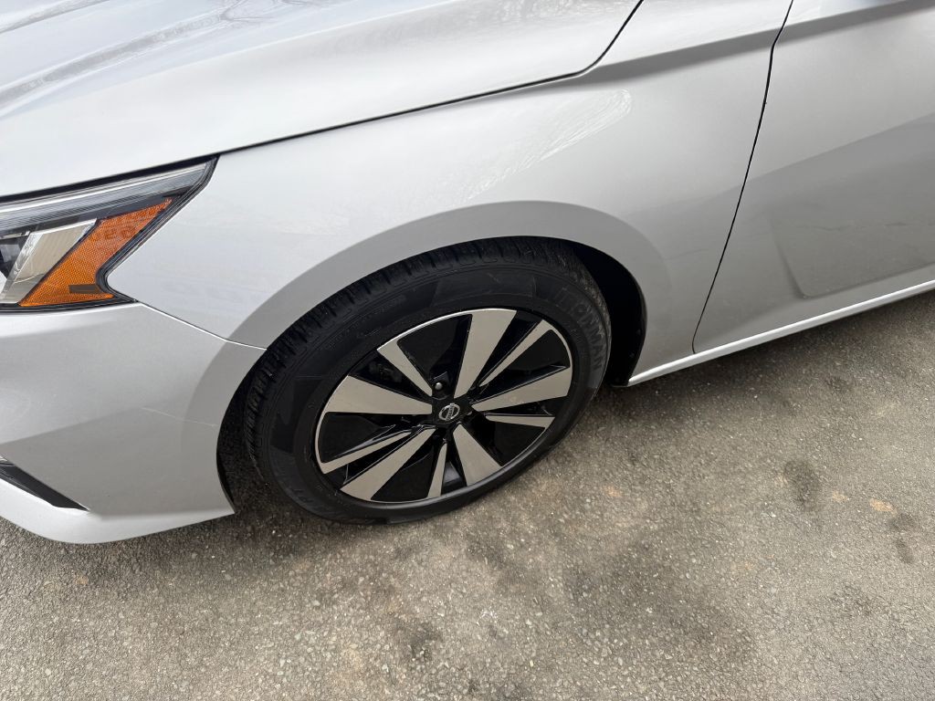 2021 Nissan Altima Image 20