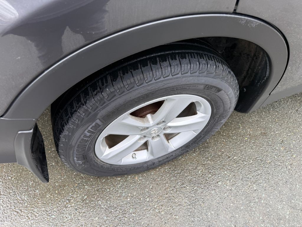 2014 Toyota Rav4 Image 18