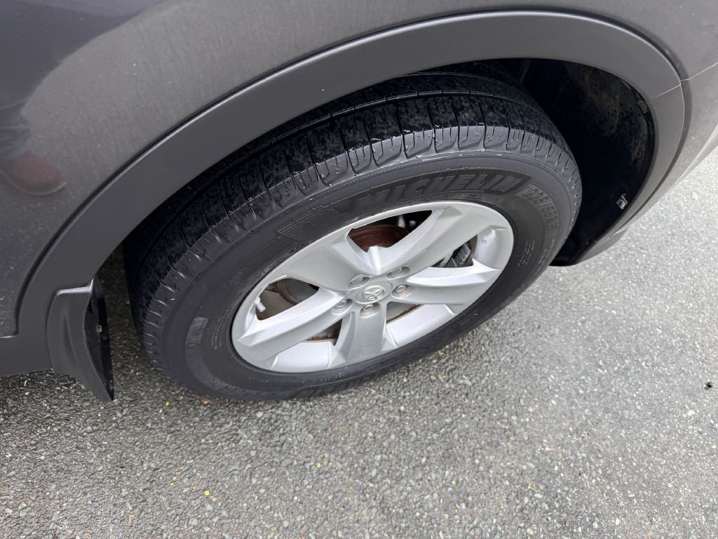 2014 Toyota Rav4 Image 19