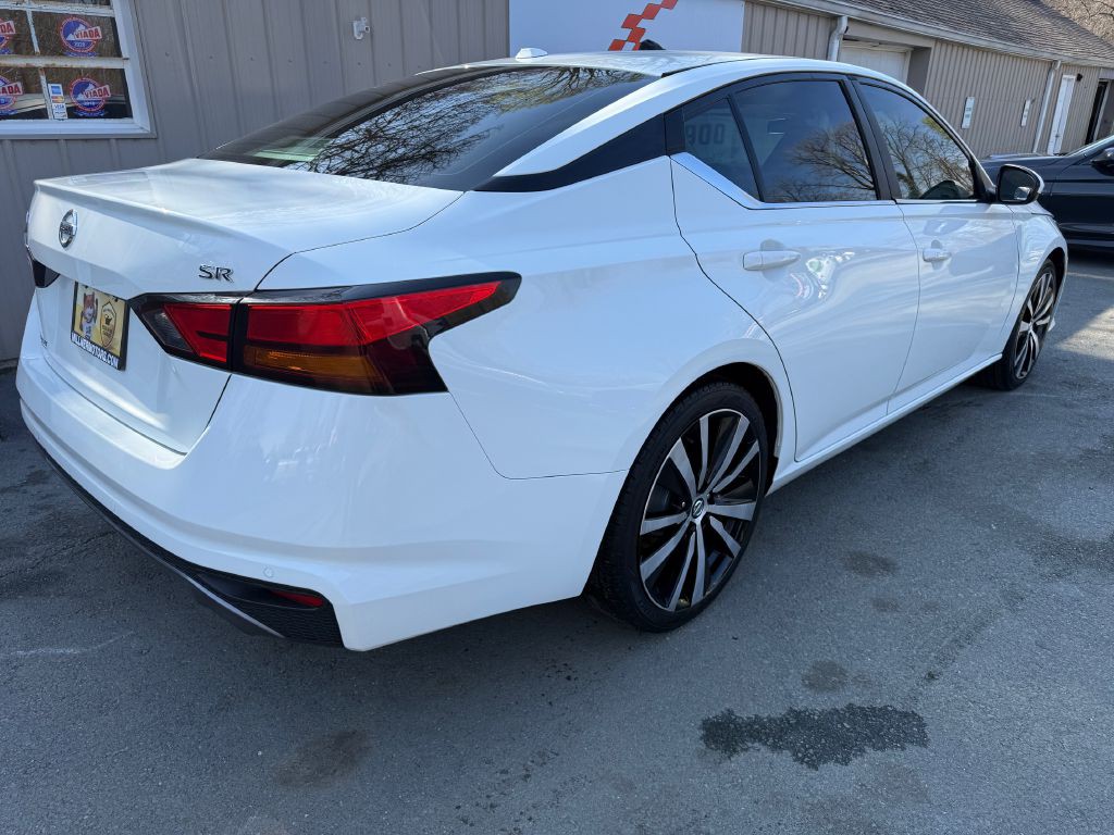 2020 Nissan Altima Image 7