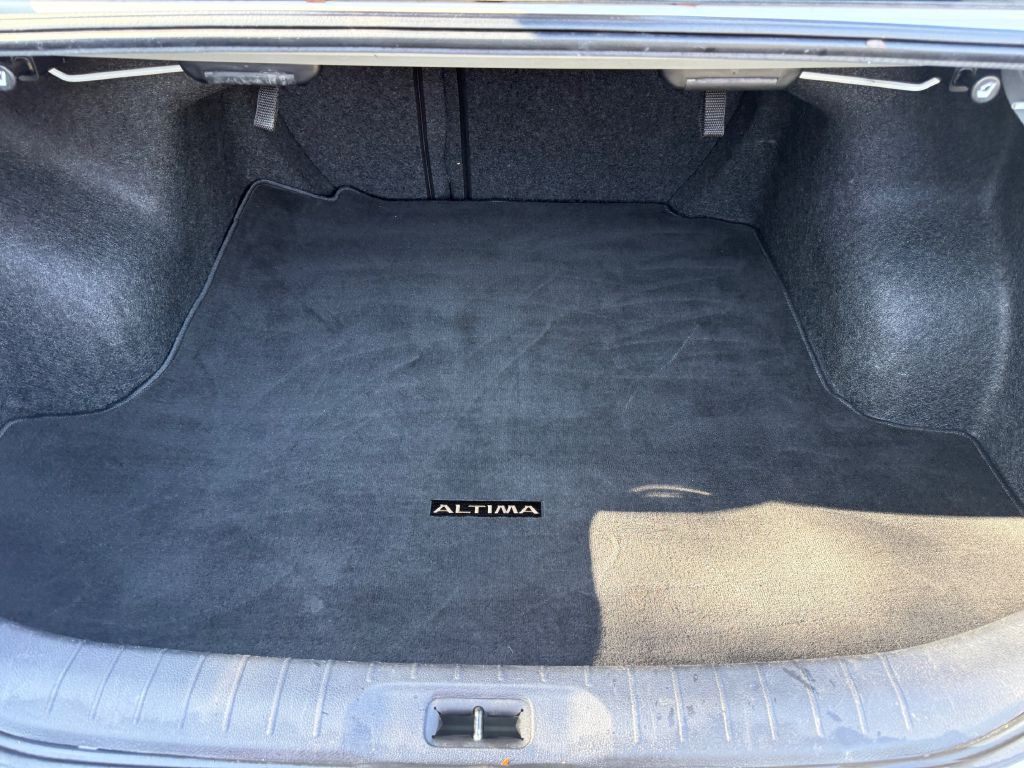 2020 Nissan Altima Image 23