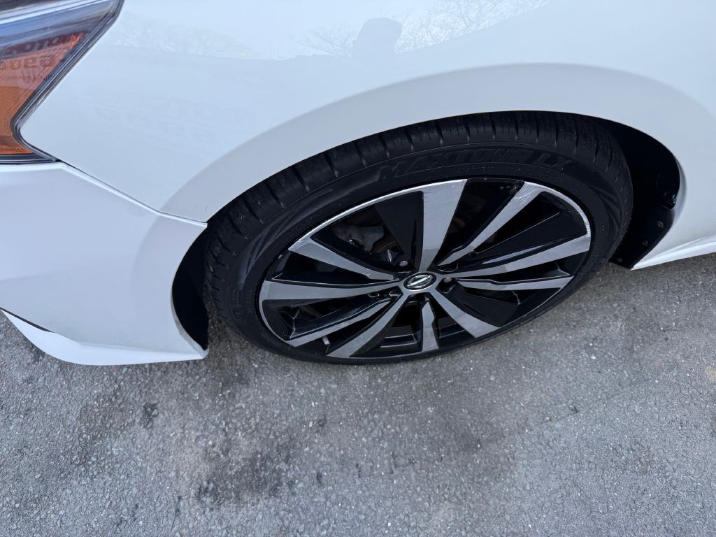 2020 Nissan Altima Image 24
