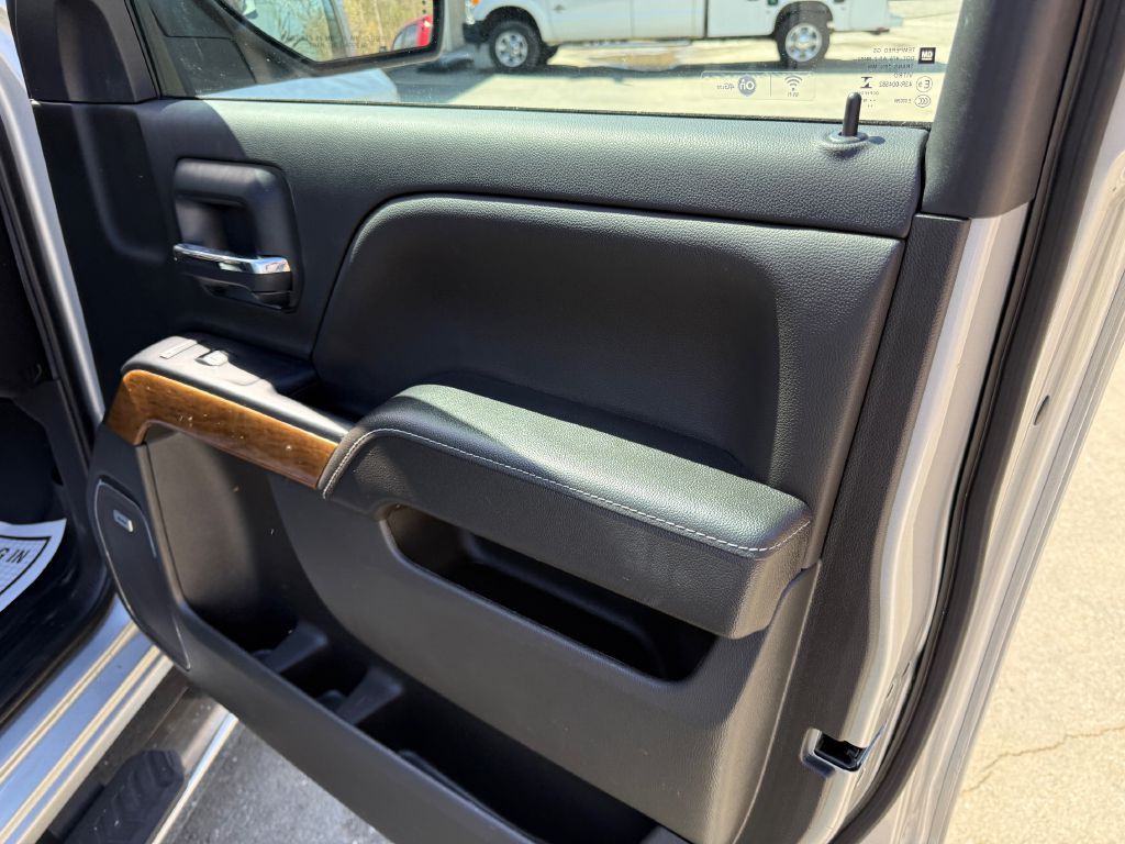 2018 Chevrolet Silverado 1500 Image 17