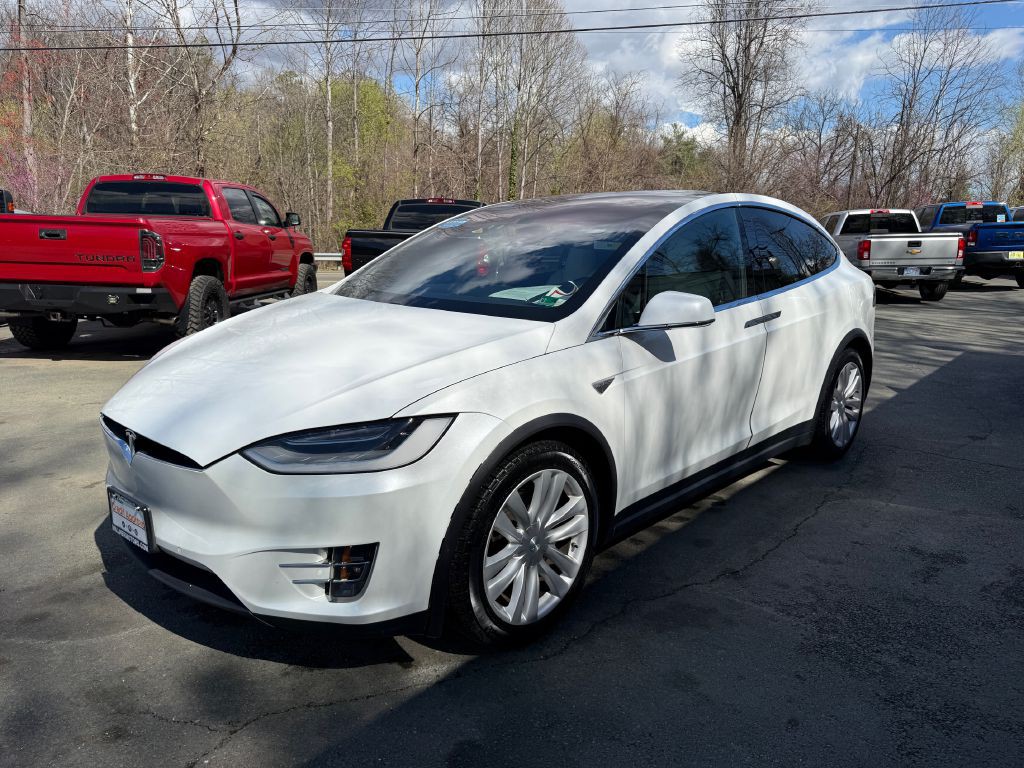 2016 Tesla Model X Image 4